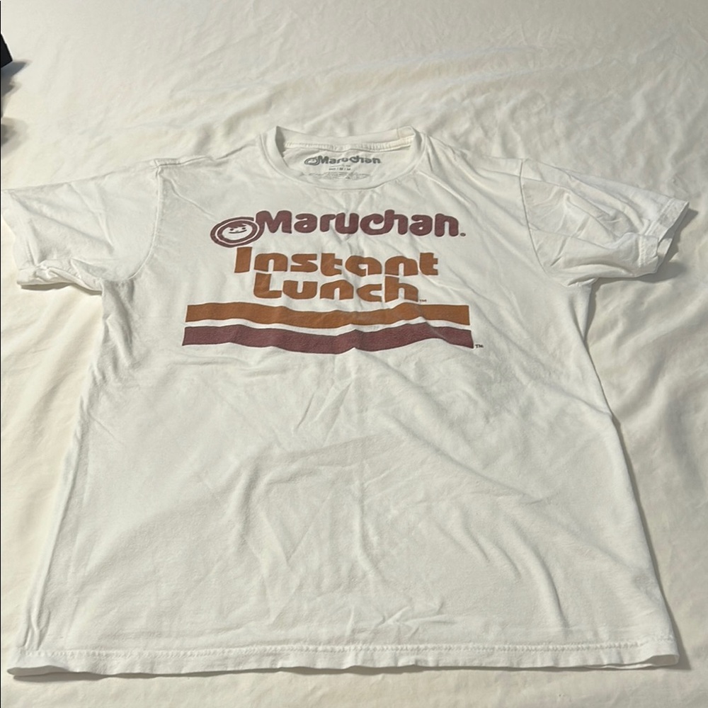 Casual White and Brown Short Sleeve Tee with Graphic Design
